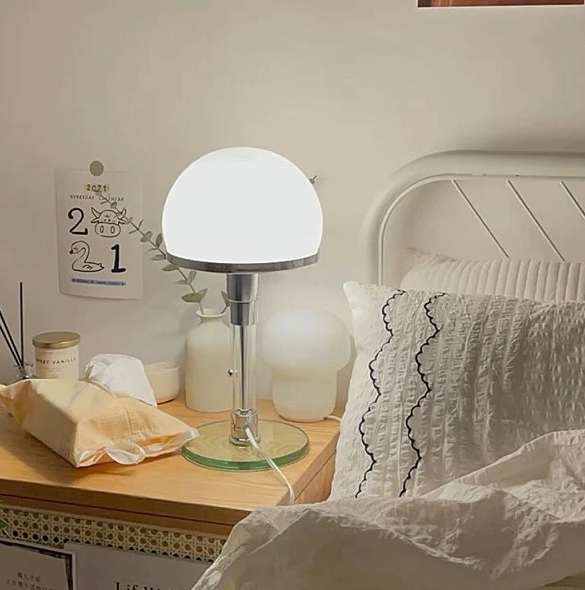 Hanna - Diseño retroindustrial Bauhaus